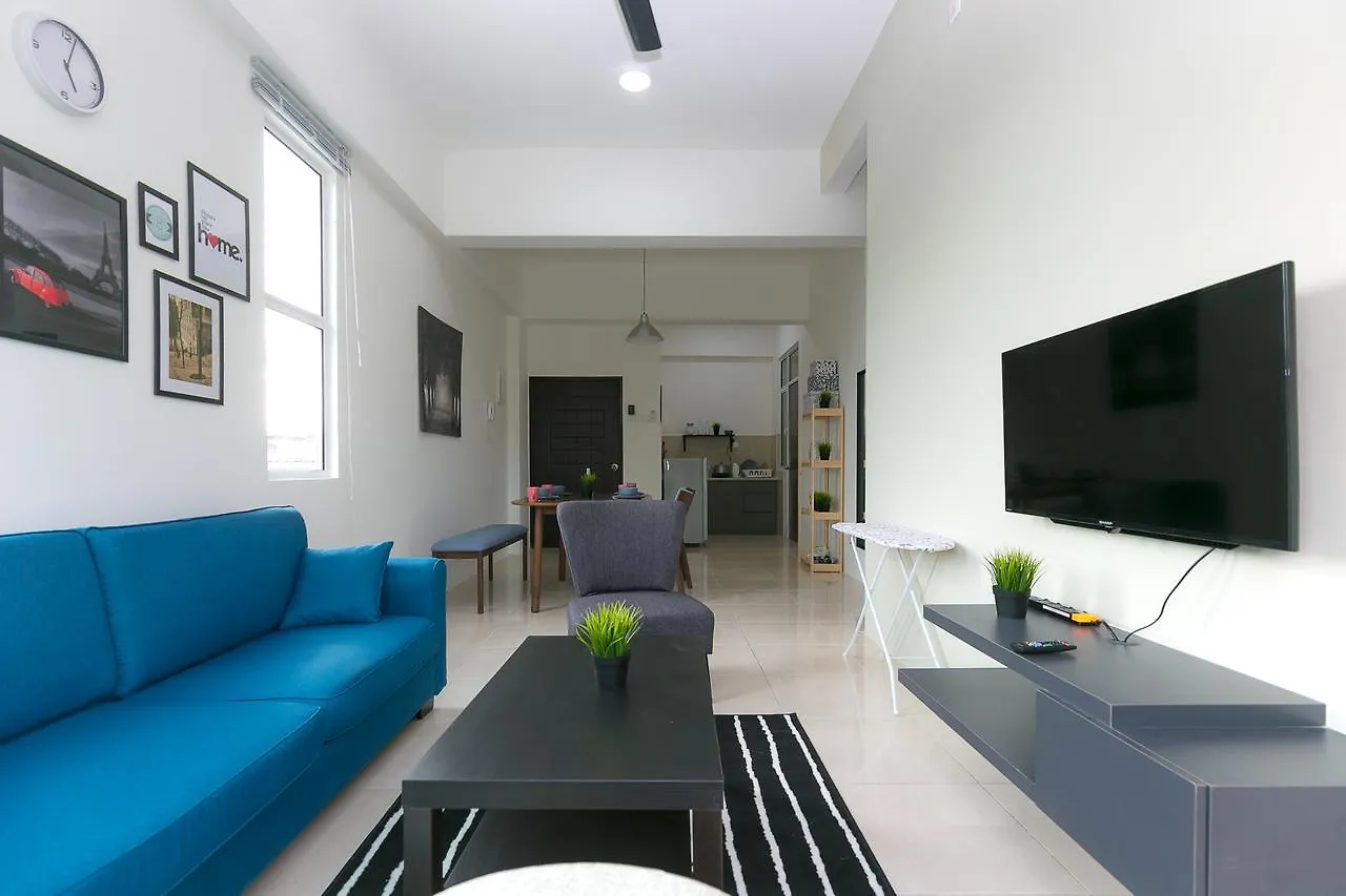 Taman Prestig 3, Grey Walls Scandinavian House Hotel Balik Pulau Apartment