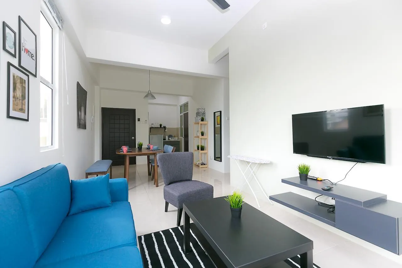 Taman Prestig 3, Grey Walls Scandinavian House Hotel Balik Pulau Apartment
