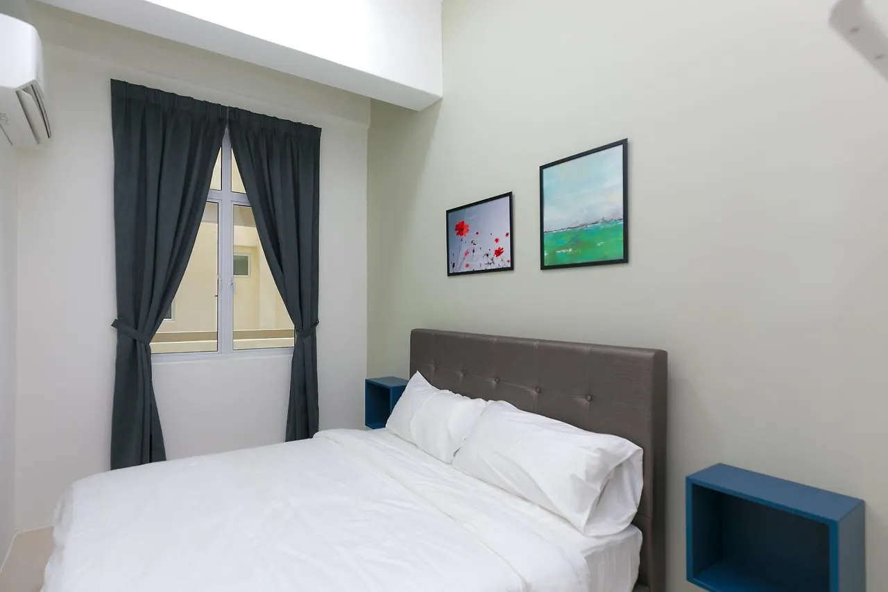 Taman Prestig 3, Grey Walls Scandinavian House Hotel Balik Pulau Apartment